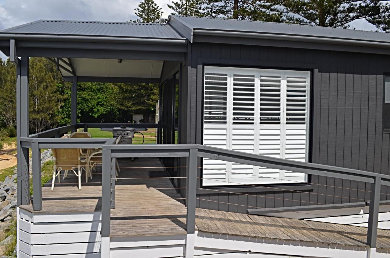 Tuross Beach Cabins & Campsites ターオス・ヘッド エクステリア 写真