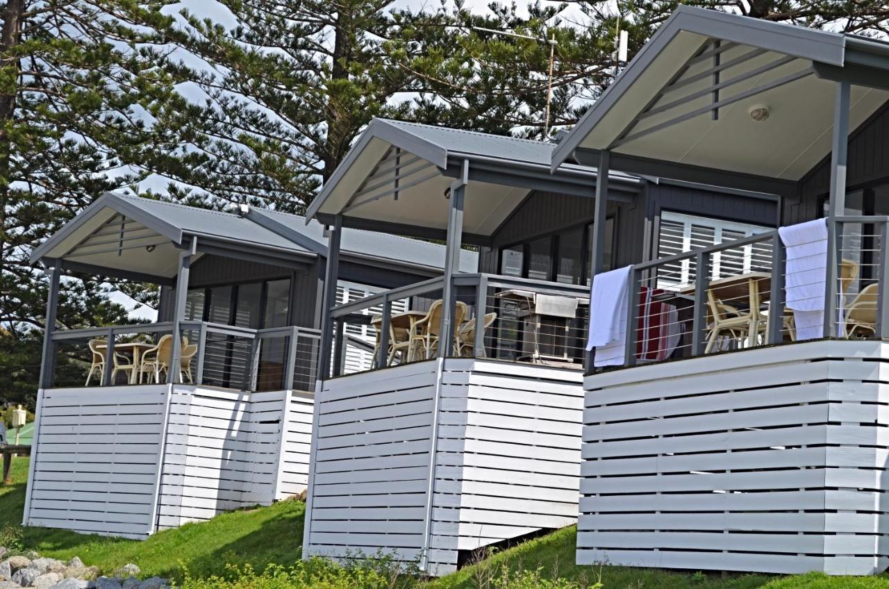 Tuross Beach Cabins & Campsites ターオス・ヘッド エクステリア 写真
