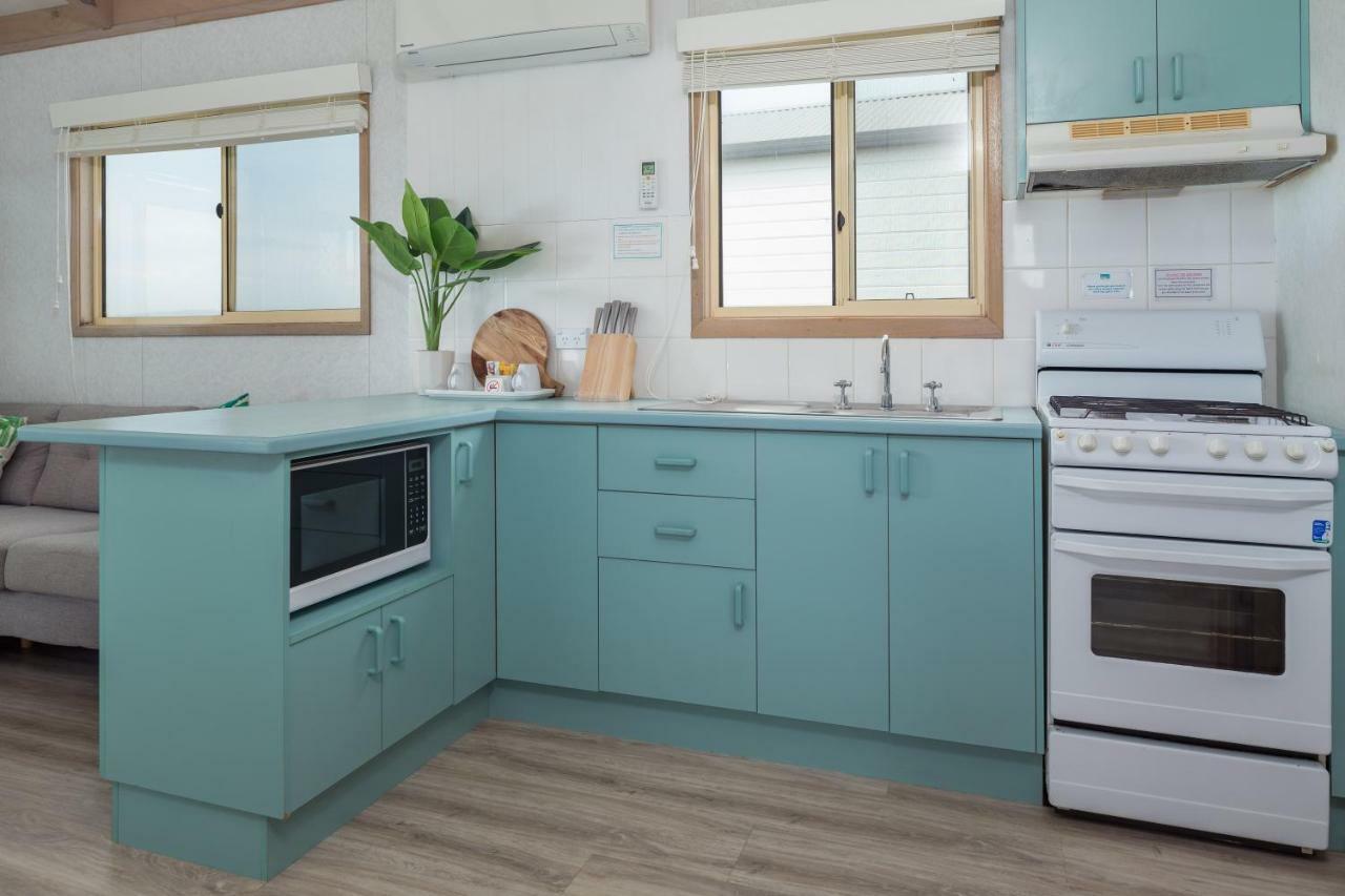 Tuross Beach Cabins & Campsites ターオス・ヘッド エクステリア 写真
