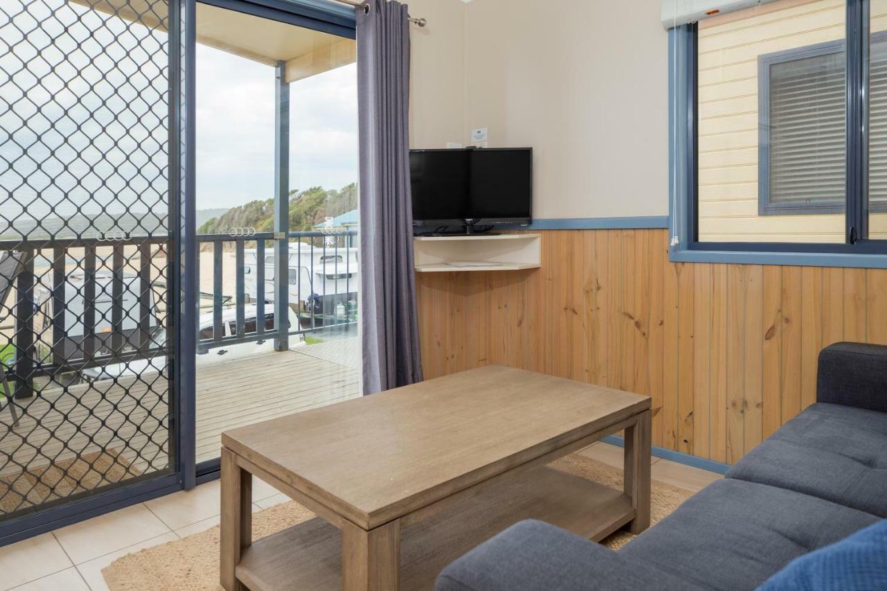 Tuross Beach Cabins & Campsites ターオス・ヘッド エクステリア 写真