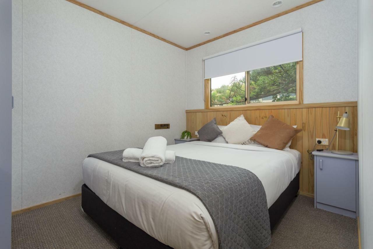 Tuross Beach Cabins & Campsites ターオス・ヘッド エクステリア 写真